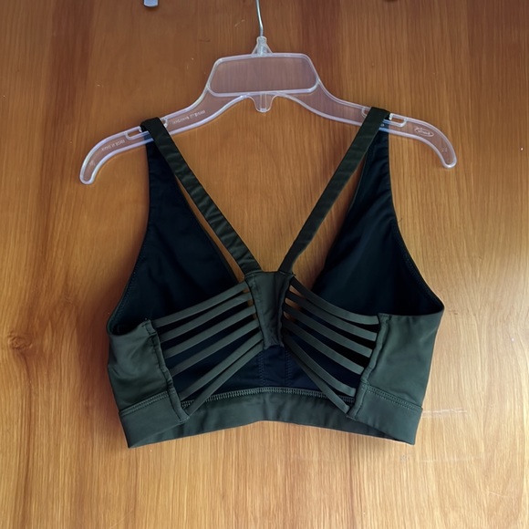 Green Strappy V-Neck Spots Bra - Size S - Picture 3 of 4